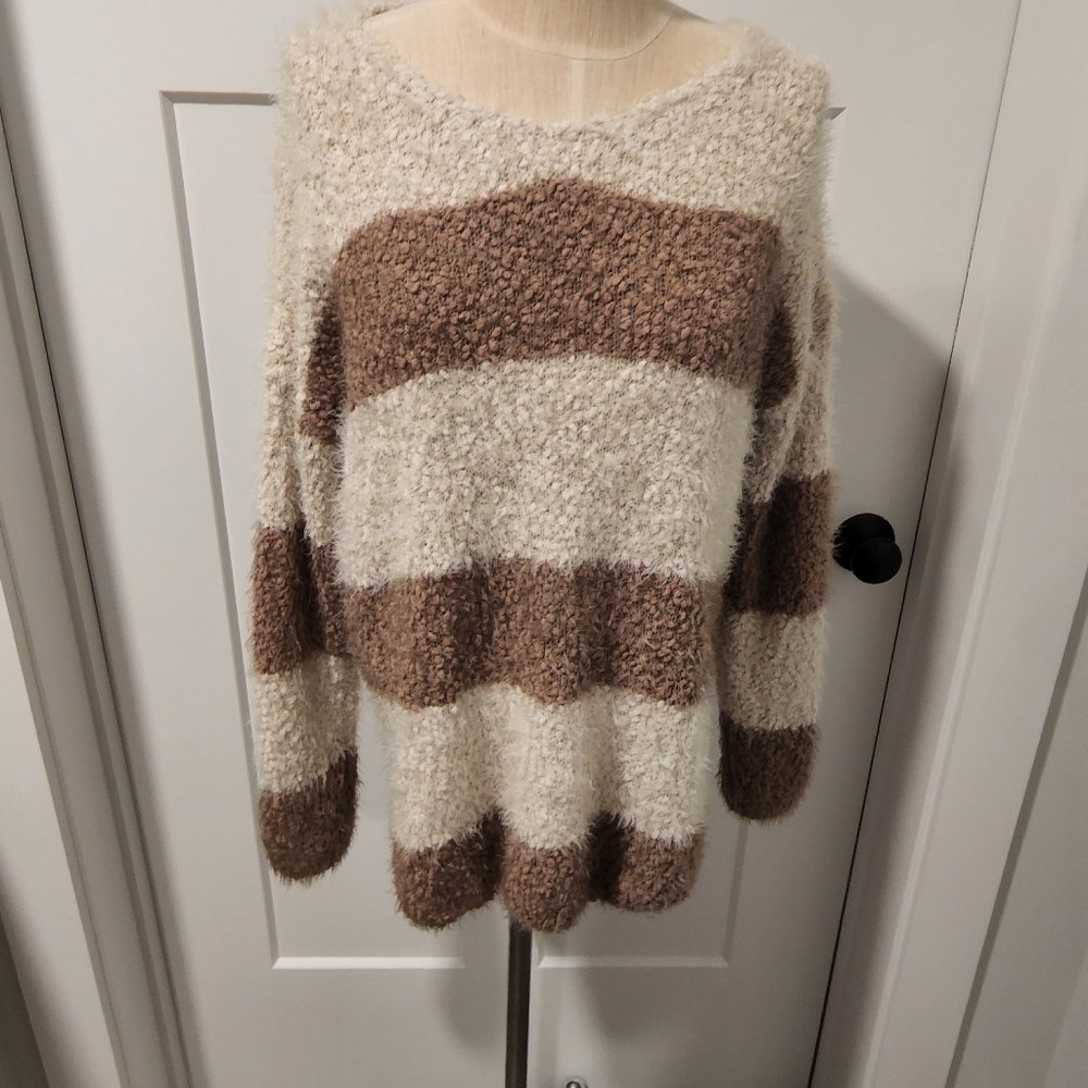 Oversized striped fuzzy sweater white birch